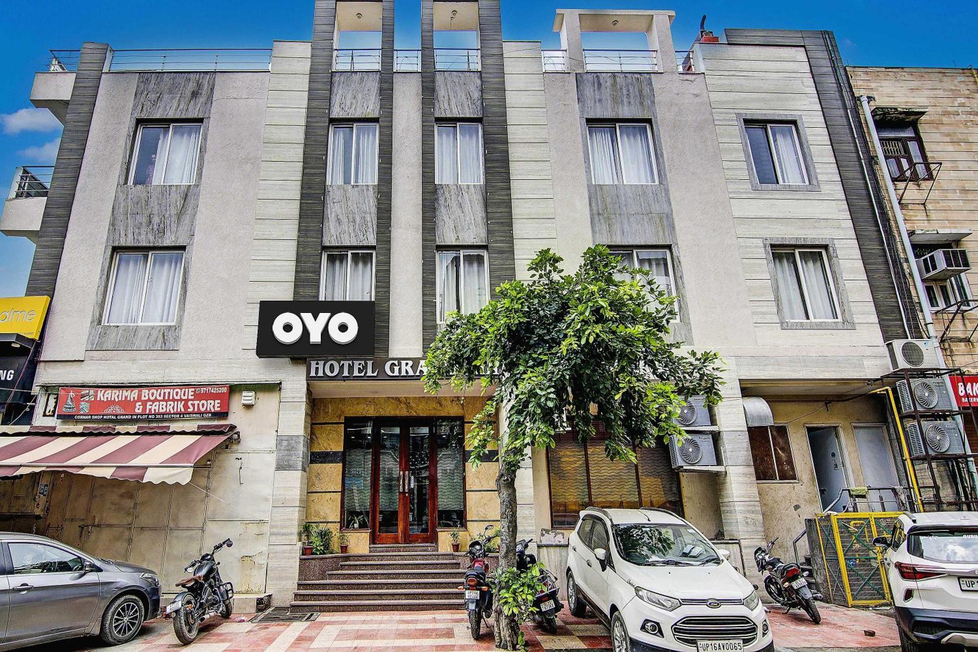 Townhouse Grand Inn Газиабад Экстерьер фото